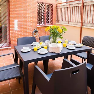 Apartamento Holidays2malaga Victoria High Speed Wifi, Málaga